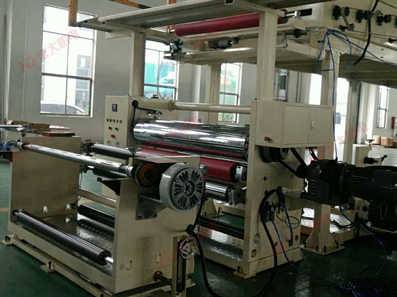 �ŷ��Ƅ����ڷ��ЙC�ϵđ�(y��ng)��